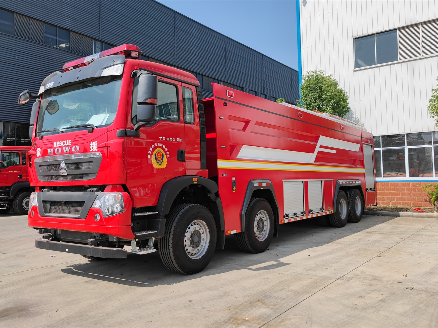 重汽24吨单排水罐消防车