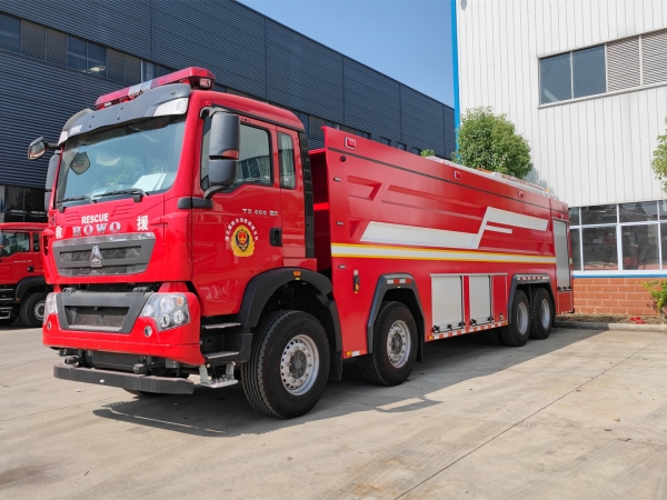 重汽24吨单排水罐消防车